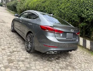 Hyundai Avante 2017