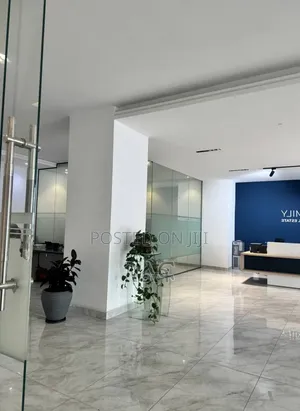 2bdrm Apartment in ቦሌ መድሃኒያለም አለምሸነሽ, Bole for sale