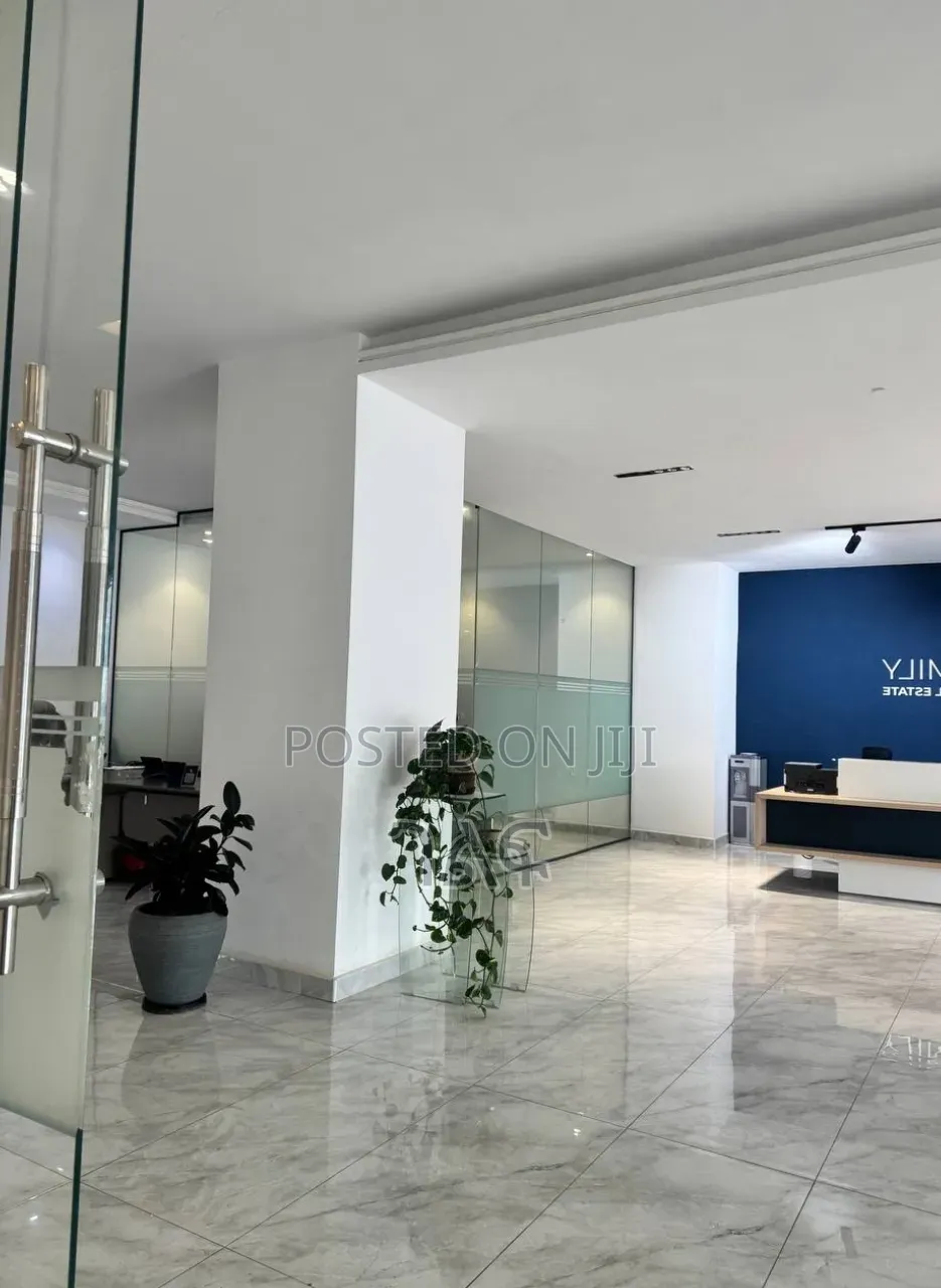 2bdrm Apartment in ቦሌ መድሃኒያለም አለምሸነሽ, Bole for sale
