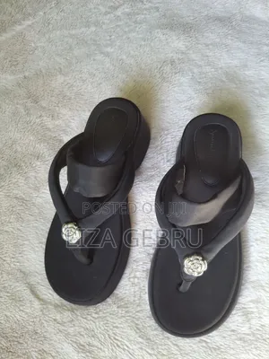 Brand New Women Shoes. Size 35,36