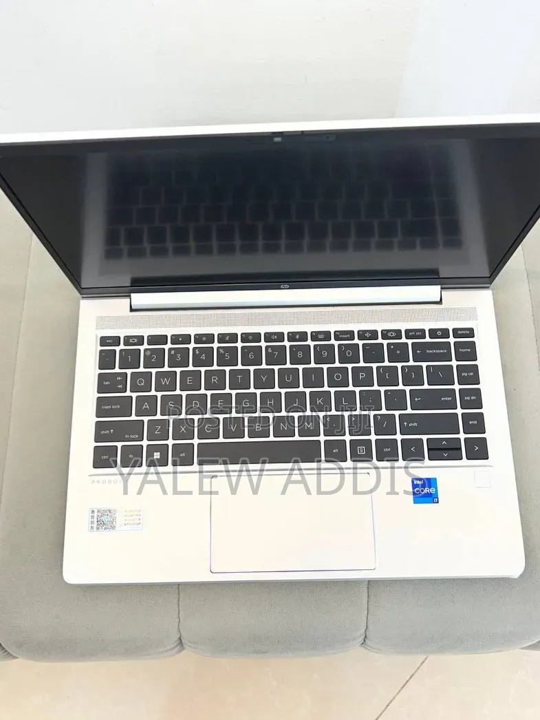 New Laptop HP ProBook 460 G11 16GB Intel Core i7 SSD 512GB