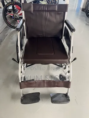 ጠንካራና ዘመናዊ ዊልቸር — Strong and Modern Wheelchair