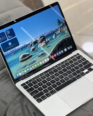 New Laptop Apple MacBook Pro 2022 M2 8GB Apple M2 SSD 512GB