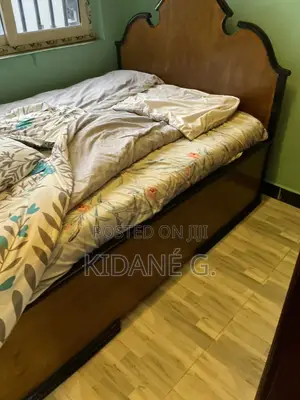 1.20ሜ አልጋ/1.20m Bed+ችፑድ+ፍራሽ፣. ቦታ፡ ብርጭቆ 40/60