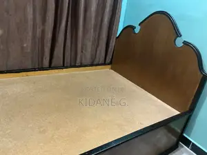 1.20ሜ አልጋ/1.20m Bed+ችፑድ+ፍራሽ፣. ቦታ፡ ብርጭቆ 40/60