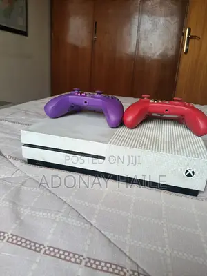Xbox One S