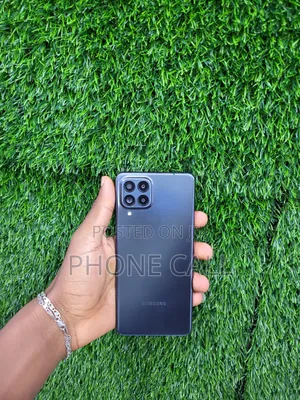 Samsung Galaxy M53 128 GB Blue