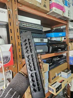 D-Link DES-1016A 16-Port Ethernet Switch
