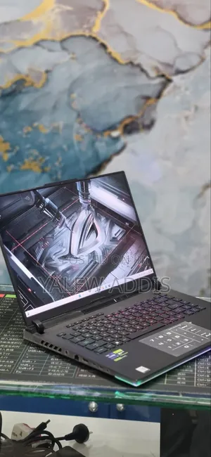 New Laptop Asus ROG Strix G15 16GB Intel Core i9 SSD 1T