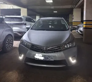 Toyota Corolla 2016 Silver