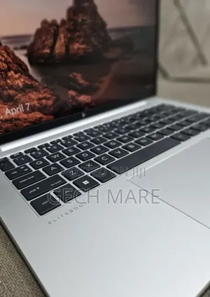 New Laptop HP EliteBook 840 G10 16GB Intel Core i7 SSD 512GB