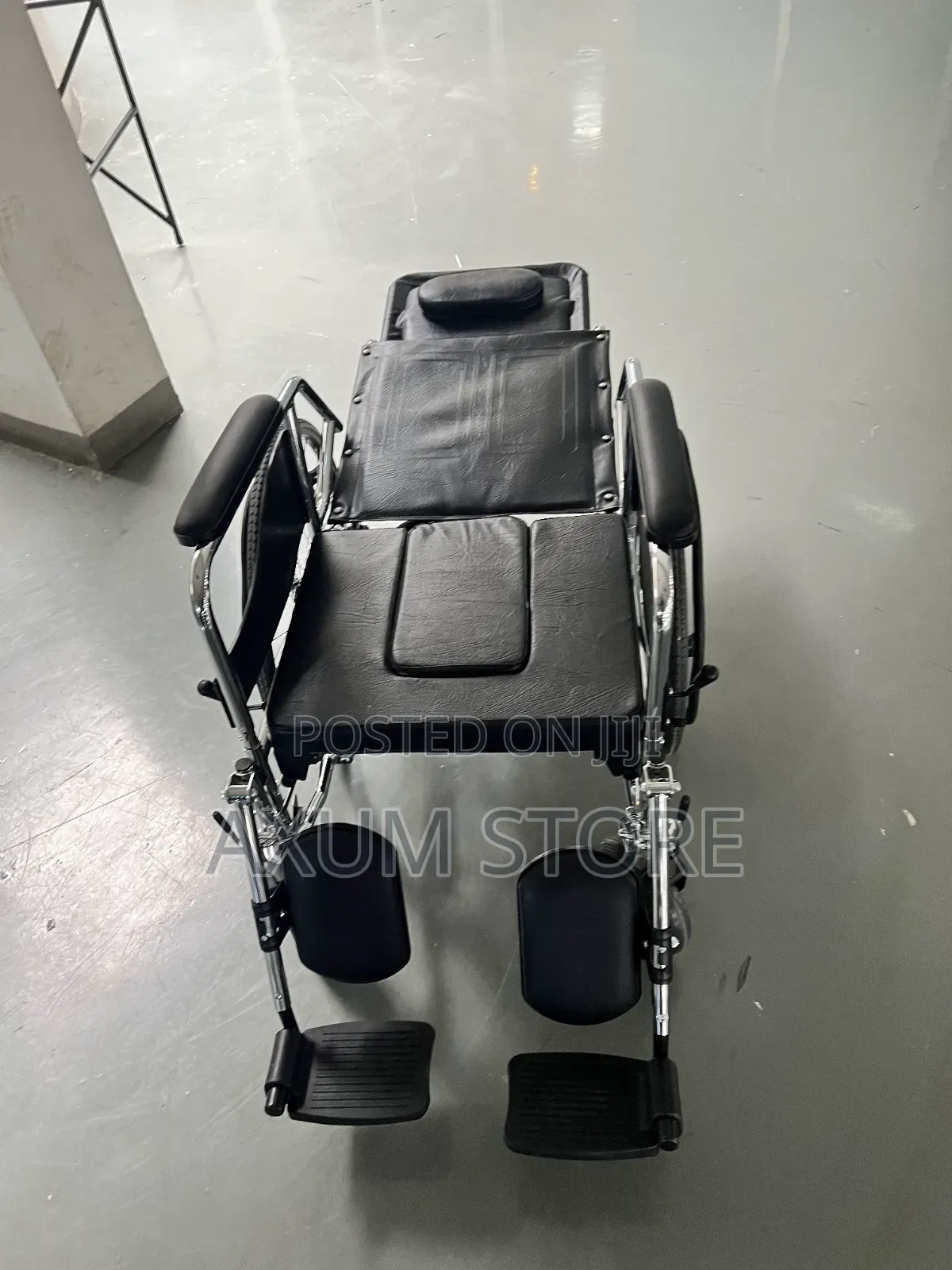 ቀላል አጠቃቀም ያለው ዊልቸር — Easy-to-Use Wheelchair