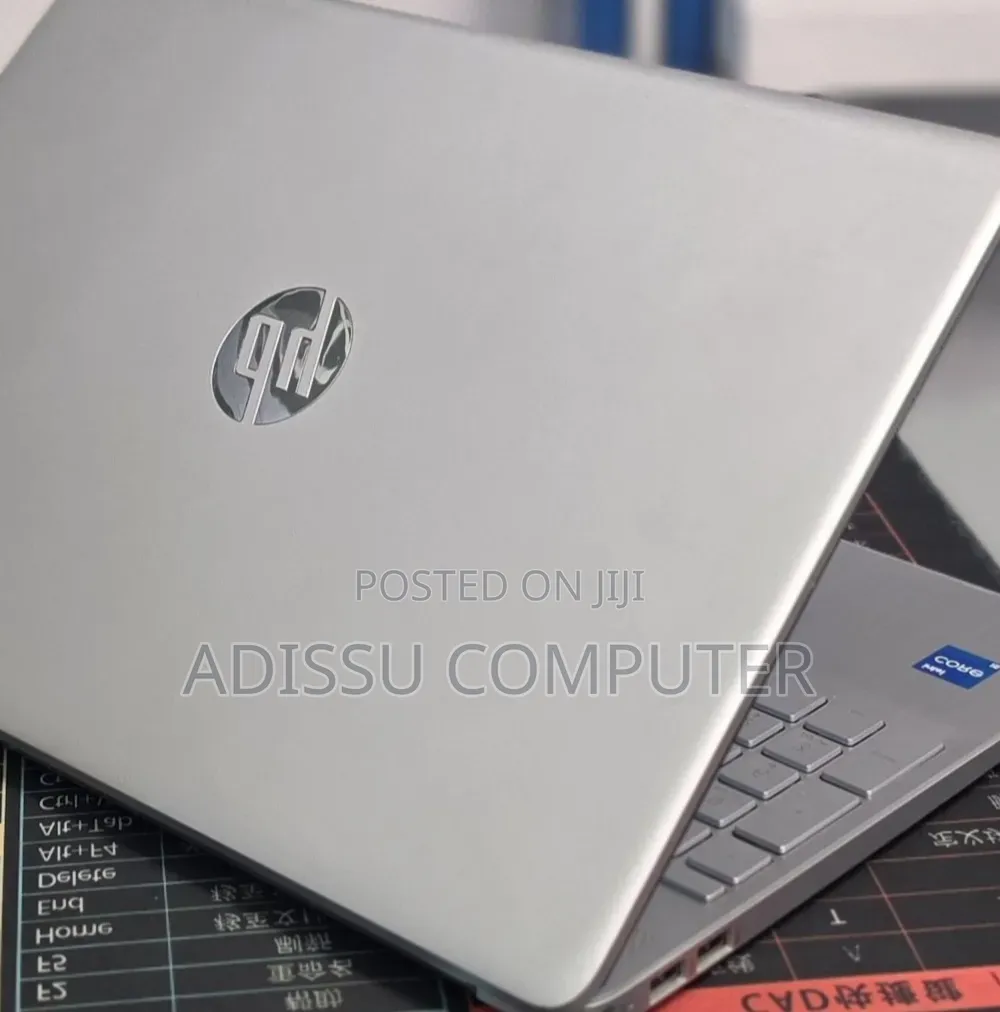 New Laptop HP Stream Notebook 8GB Intel Core i5 SSD 128GB