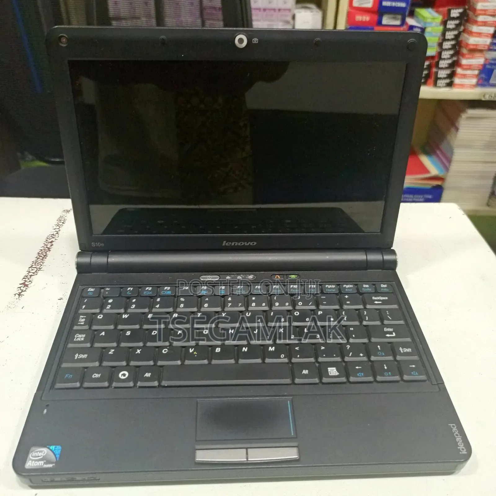 Laptop Lenovo A8 4GB Intel Core i3 HDD 512GB