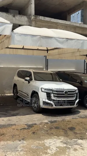 New Toyota Land Cruiser 2025 Matt Black