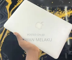 New Laptop Apple MacBook Air 2015 8GB Intel Core i5 SSD 128GB