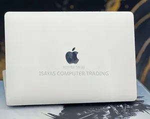 New Laptop Apple MacBook Pro 2022 M2 32GB Apple M2 SSD 512GB