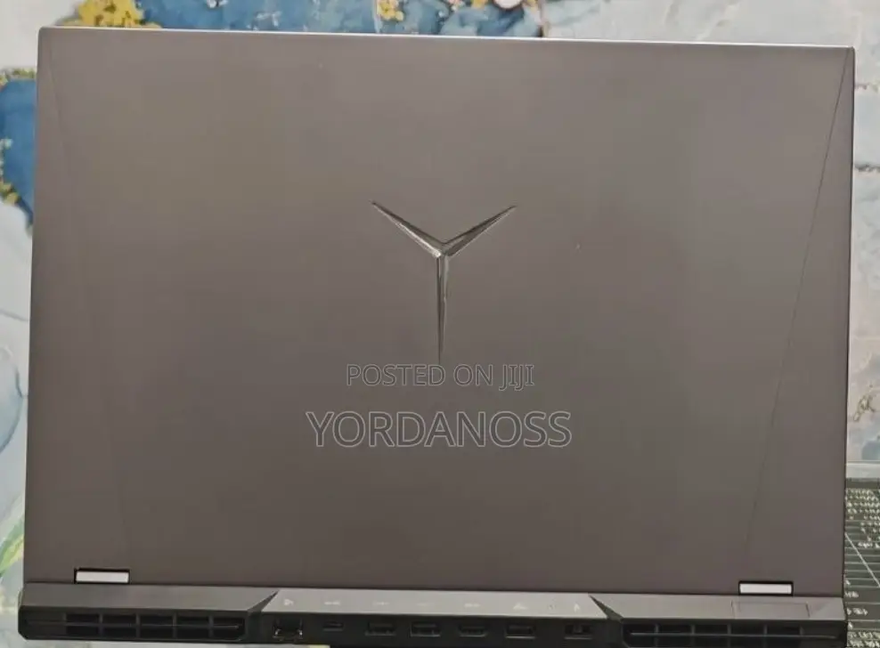 New Laptop Lenovo Legion 5 16GB AMD Ryzen 7 SSD 512GB
