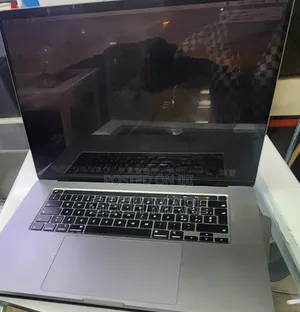 New Laptop Apple MacBook Pro 2019 16GB Intel Core i7 SSD 512GB