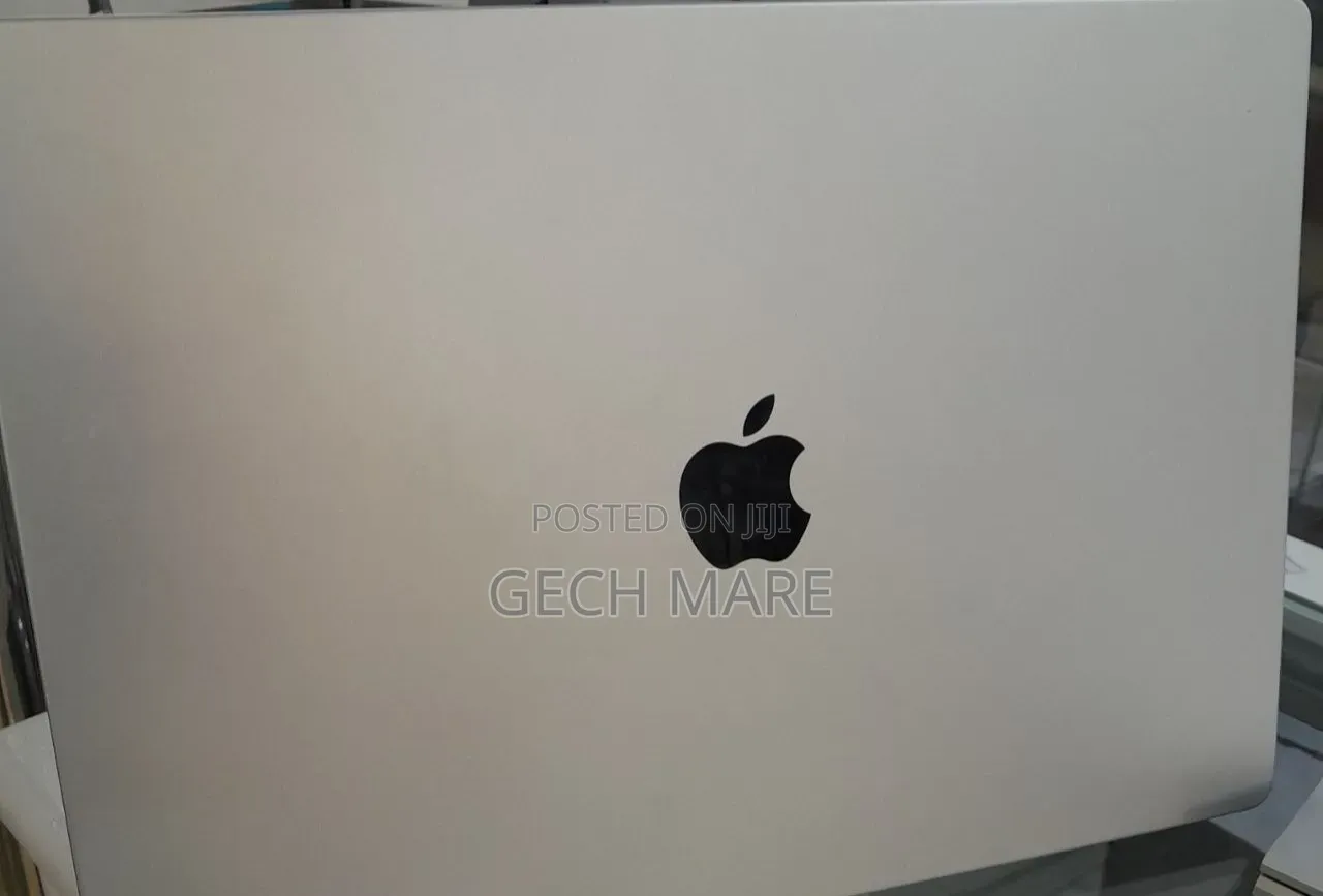 New Laptop Apple MacBook Pro 2021 M1 16GB Apple M1 Pro SSD 1T