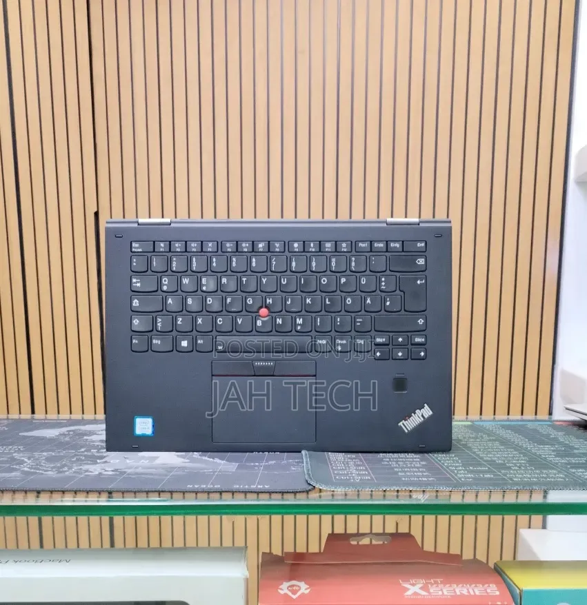 New Laptop Lenovo ThinkPad X1 Yoga 8GB Intel Core i5 SSD 512GB