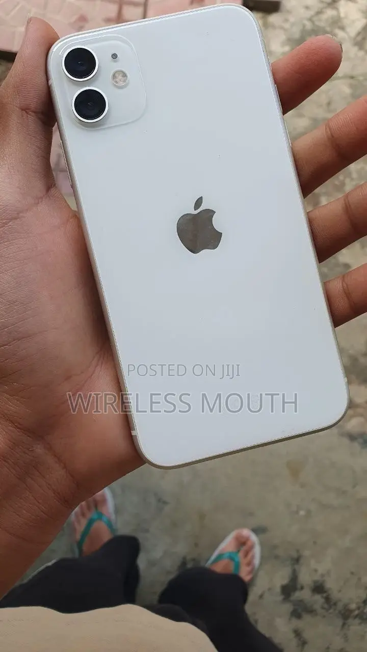 Apple iPhone 11 128 GB White