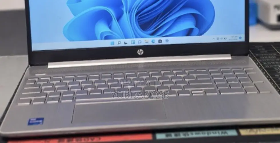 New Laptop HP Stream Notebook 8GB Intel Core i5 HDD+SSD 1T
