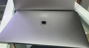 New Laptop Apple MacBook Pro 2019 16GB Intel Core i7 SSD 512GB