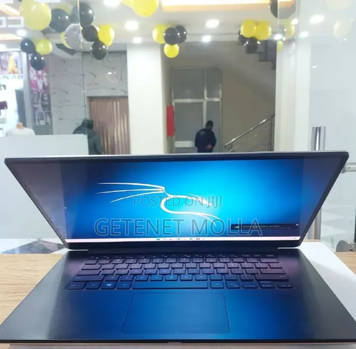 New Laptop Dell Inspiron 15 16GB Intel Core i7 SSD 512GB