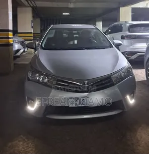 Toyota Corolla 2015 Silver