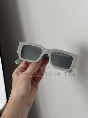 ኦርጅናል Celine Thick Frame Square Sunglass