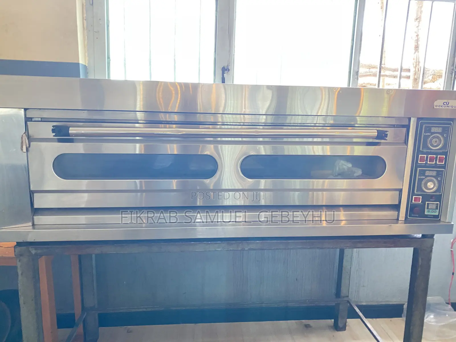 3 Tray CommercialOven