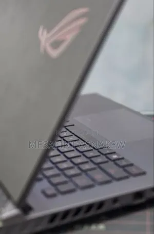 New Laptop Asus ROG Strix G15 16GB Intel Core i9 SSD 1T