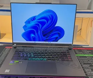 New Laptop Asus ROG Strix G15 16GB Intel Core i9 SSD 1T