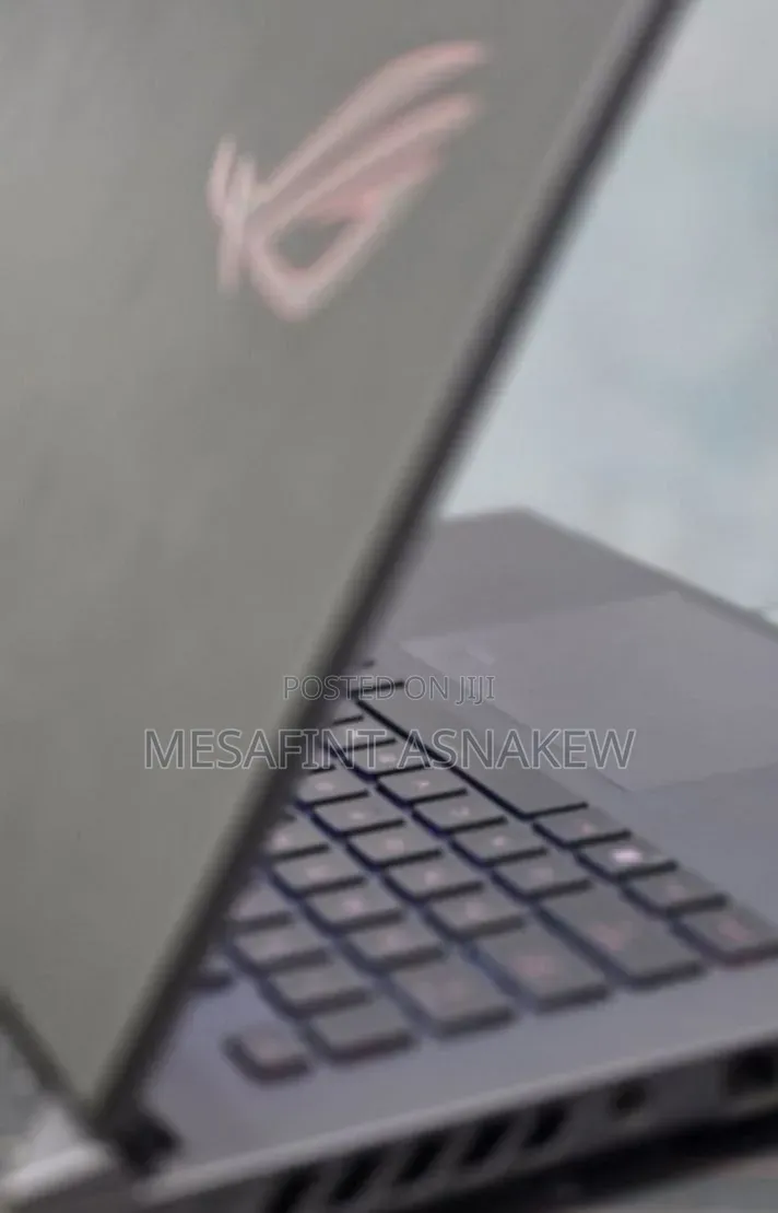 New Laptop Asus ROG Strix G15 16GB Intel Core i9 SSD 1T