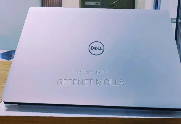 New Laptop Dell Inspiron 15 16GB Intel Core i9 SSD 512GB