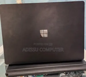 New Laptop Maingear 8GB Intel Core i5 SSD 256GB