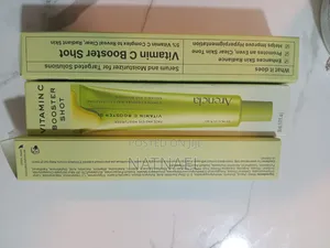 Arencia 
Vitamin C Booster Shot Serum 
With Glutathione, Niacinamide