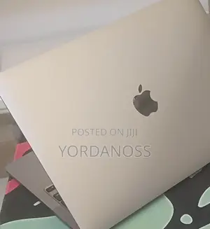 New Laptop Apple MacBook Pro 2020 M1 8GB Apple M1 SSD 256GB