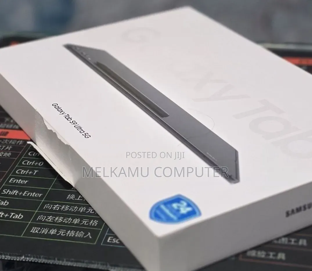New Laptop Samsung Galaxy Book4 12GB Intel Core Ultra 5 SSD 256GB