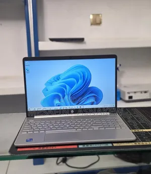 New Laptop HP Stream Notebook 8GB Intel Core i5 SSD 128GB