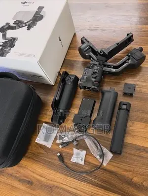 DJI RS5 Combo Gimbal