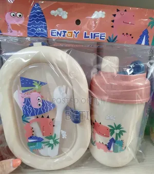 Lunch Box and Bottle Set የልጆች ምሳቃ