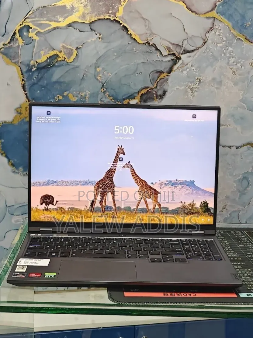 New Laptop Lenovo Legion 9 16GB AMD Ryzen 7 SSD 512GB