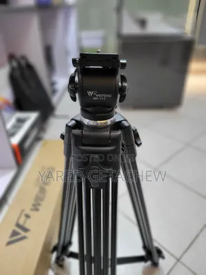 WF-717 Heavy Duty Tripod
