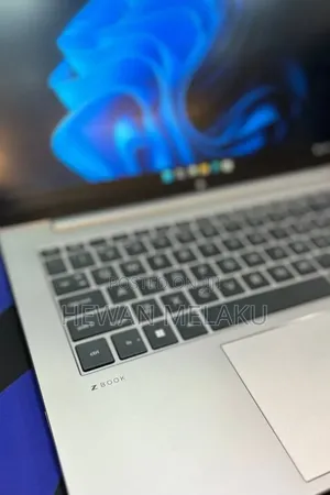 New Laptop HP ZBook 14 16GB Intel Core i7 SSD 512GB