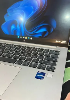 New Laptop HP ZBook 14 16GB Intel Core i7 SSD 512GB