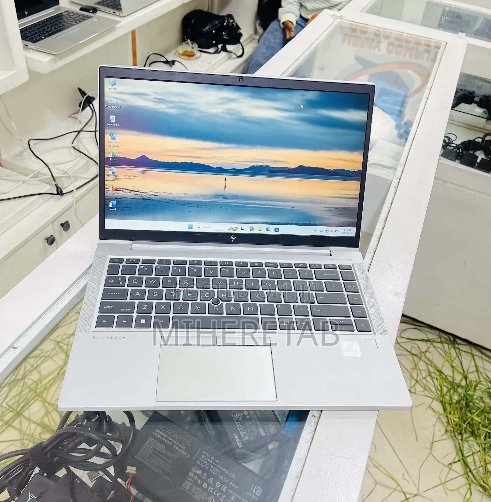New Laptop HP EliteBook 840 G7 32GB Intel Core i7 SSD 1T