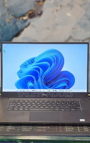 New Laptop Dell XPS 15 16GB Intel Core i5 SSD 512GB
