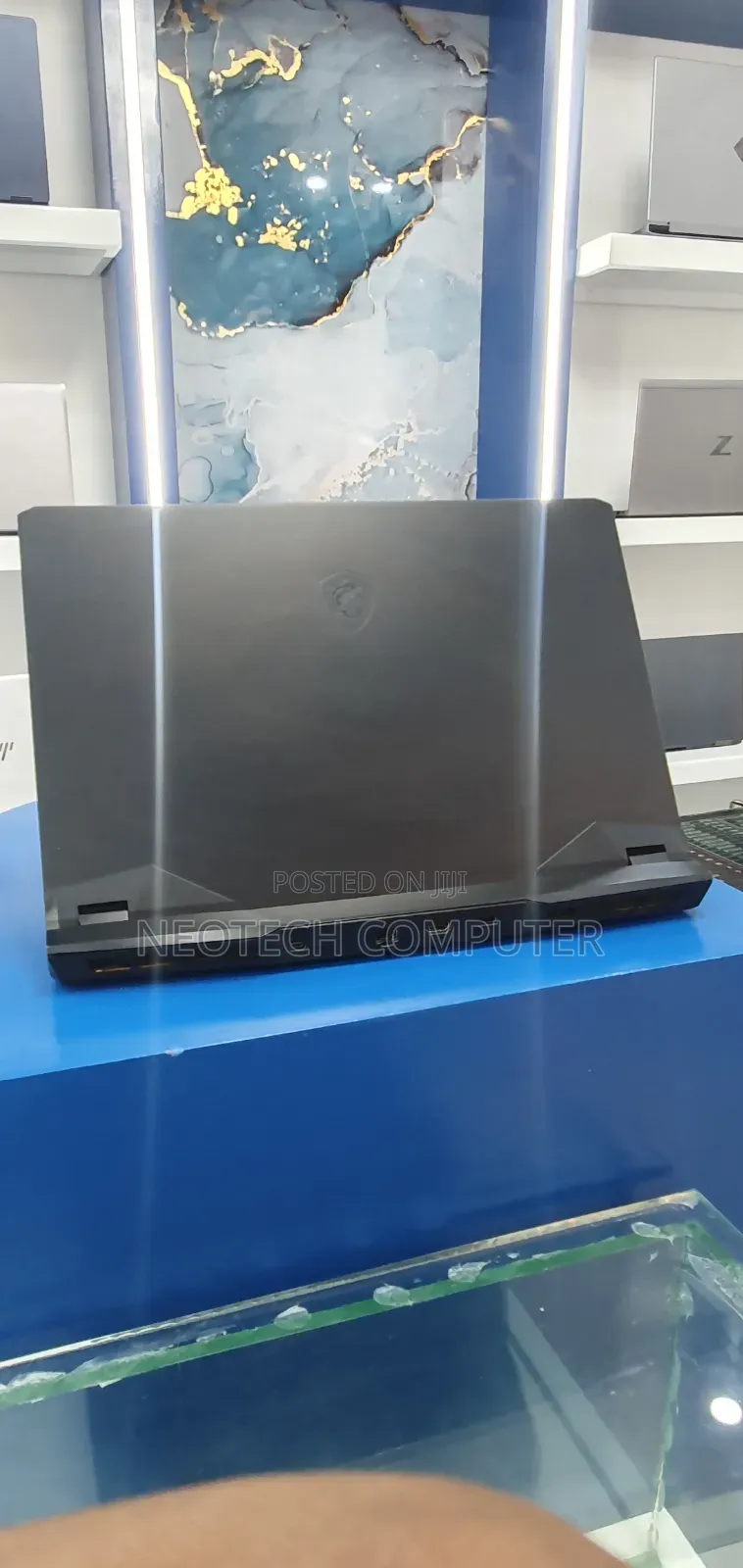 New Laptop MSI GP75 Leopard 16GB Intel Core i7 SSD 512GB
